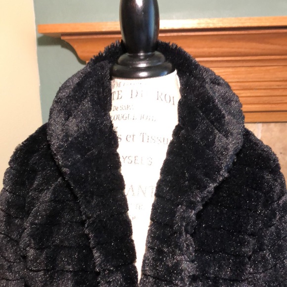 Fur jacket LAURA ASHLEY large - Picture 3 of 9